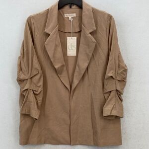 Dear Scarlett Women's Beige Blazer